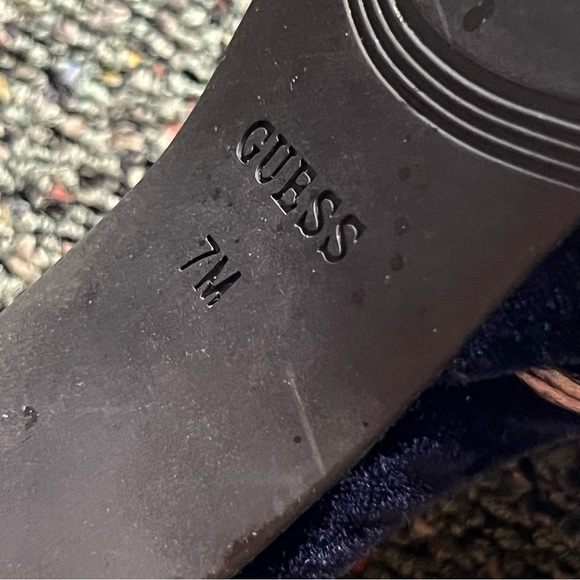 GUESS Y2K Navy Blue & Silver Velvet Ombre Strappy Platform Heels Sandal Shoes 7 - Picture 16 of 16